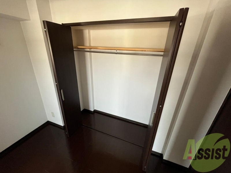 収納　寝室の収納です。部屋がすっきり片付きます。