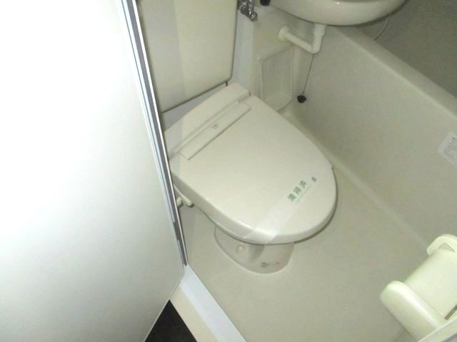 トイレ　トイレもきれいです
