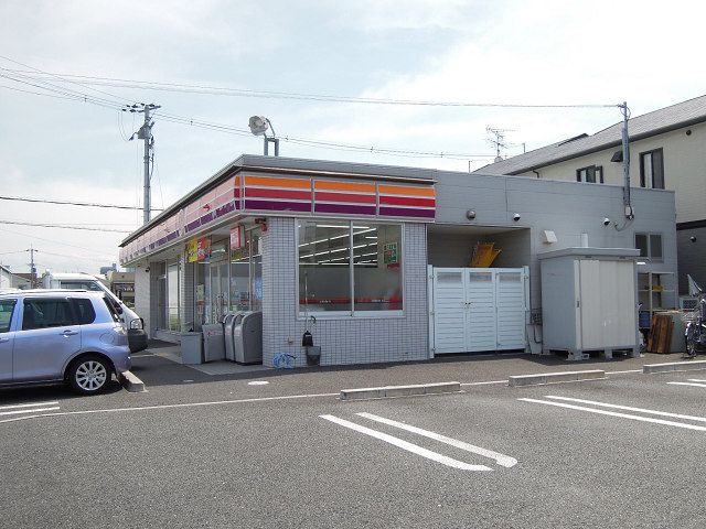 コンビニ　サークルK（コンビニ）まで403m