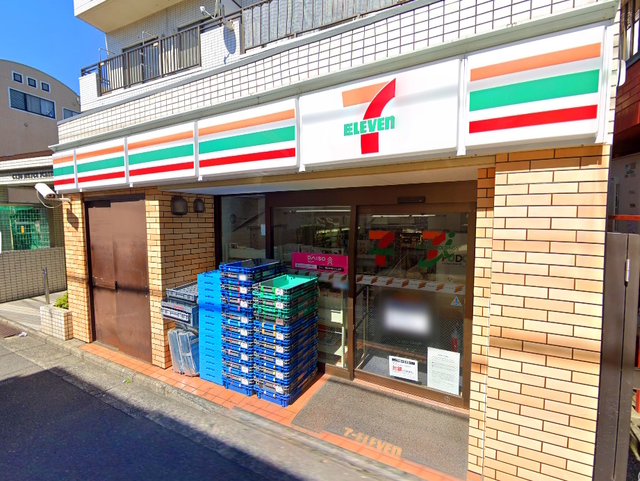 コンビニ　セブンイレブン横浜榎町2丁目店（コンビニ）まで222m