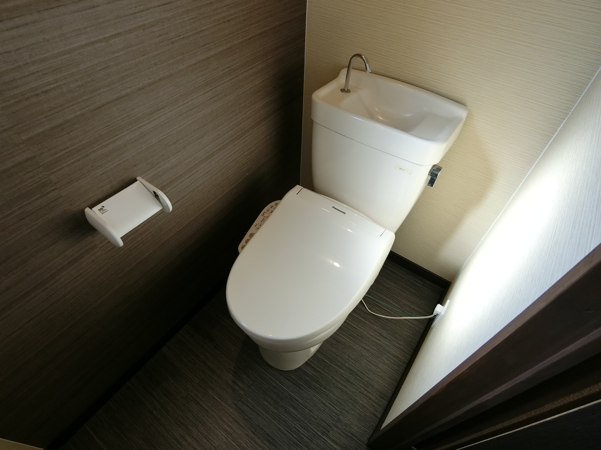 トイレ　温水便座付きトイレ★