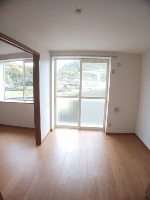 【浅口市金光町大谷のアパートのその他】