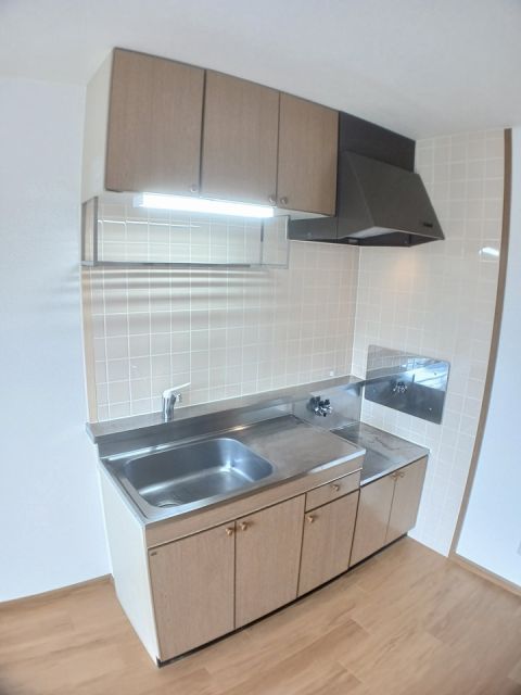 【浅口市金光町大谷のアパートのキッチン】