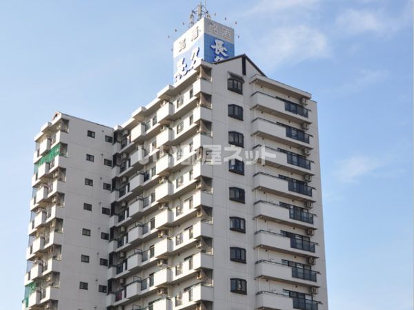 和歌山市屋形町のマンションの建物外観