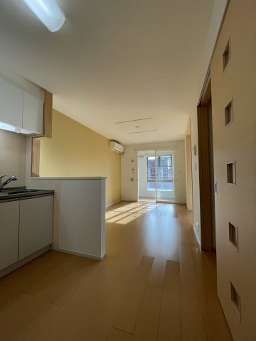 居室・リビング　イメージ202号室写真