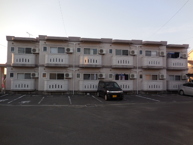 ローランサンの建物外観