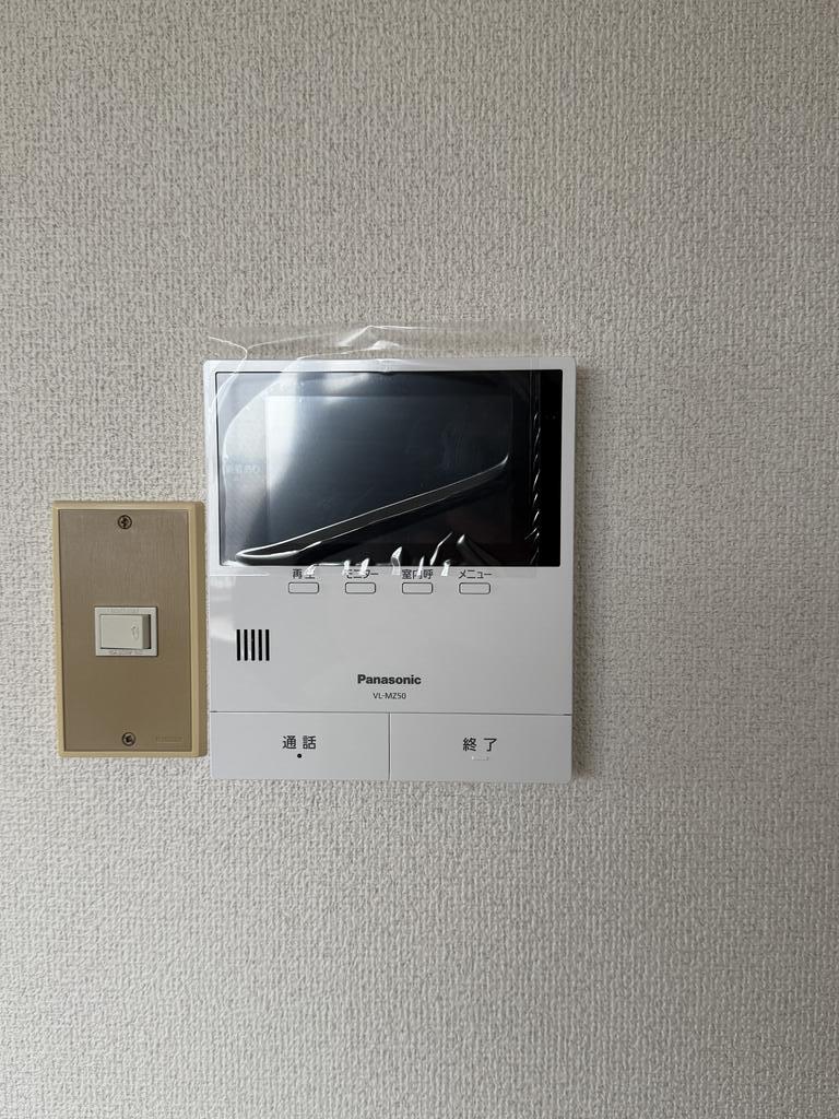 その他設備　５インチの液晶TVドアホンです
