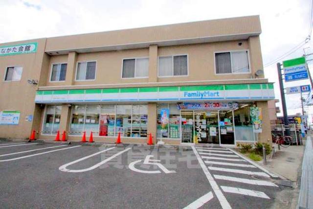 コンビニ　ファミリーマート　摂津千里丘二丁目（コンビニ）まで394m