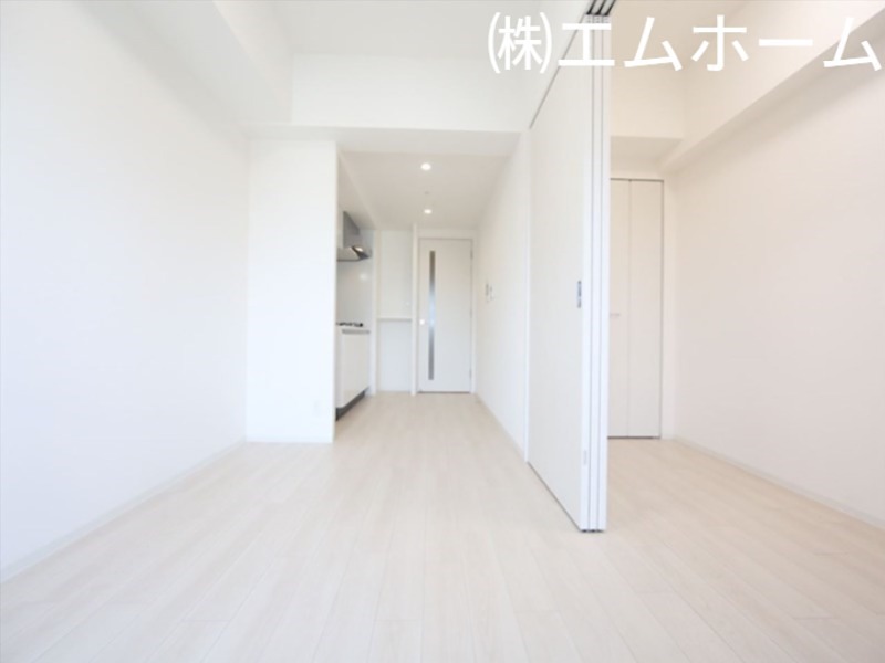 居室・リビング　LDK8.3帖　エアコン付