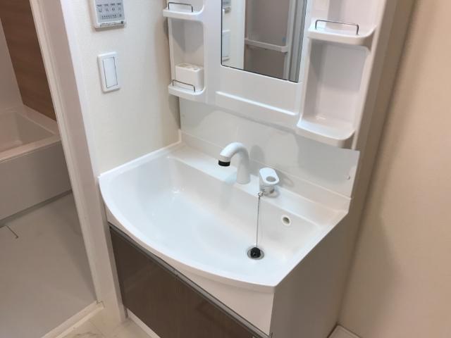 洗面設備　洗髪洗面化粧台