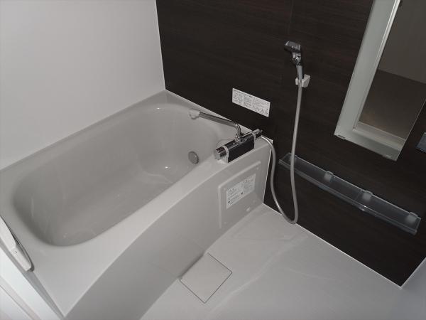 バス・シャワールーム　浴室
