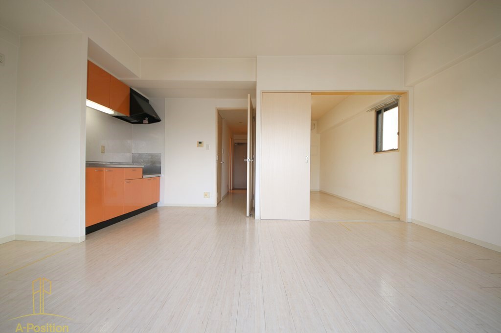 居室・リビング　AVANTI