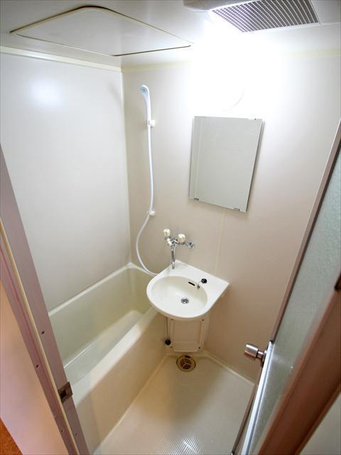 バス・シャワールーム　松山市此花町　フラワーコーポ此ノ花　浴室