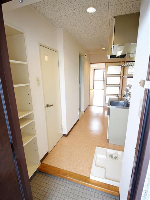 玄関　松山市此花町　フラワーコーポ此ノ花　玄関