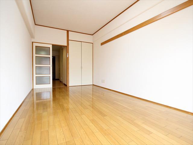 居室・リビング　松山市此花町　フラワーコーポ此ノ花　リビング