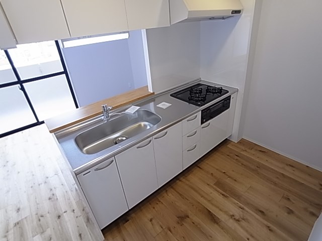 キッチン　カウンターキッチンでシンクも広い＾＾