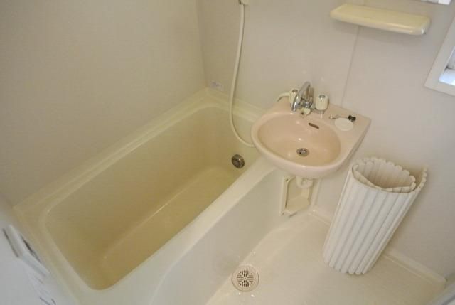 バス・シャワールーム　☆追い焚きバス☆