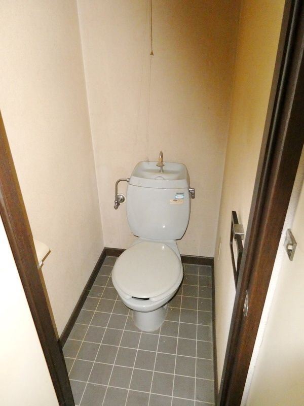 トイレ　トイレ