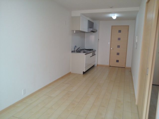 居室・リビング　☆明るい居室☆