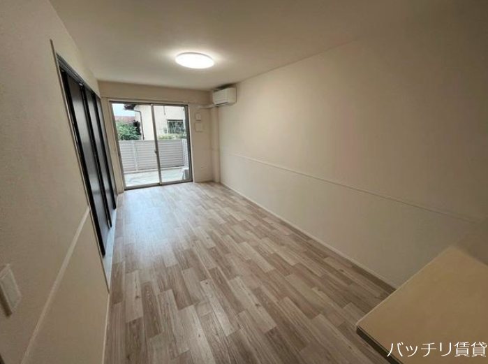 居室・リビング　別号室の画像。現況優先