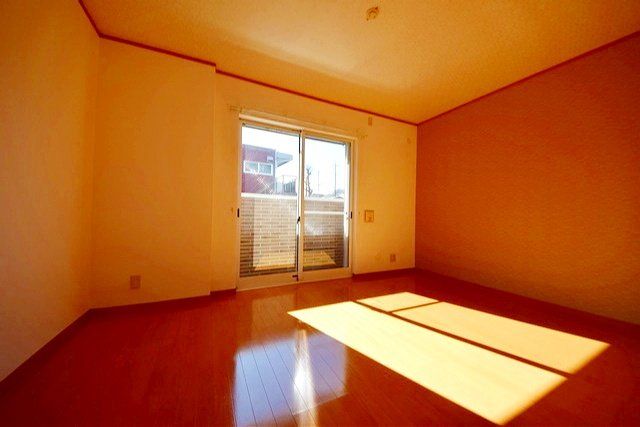 居室・リビング　★日当たりの良いリビングです★