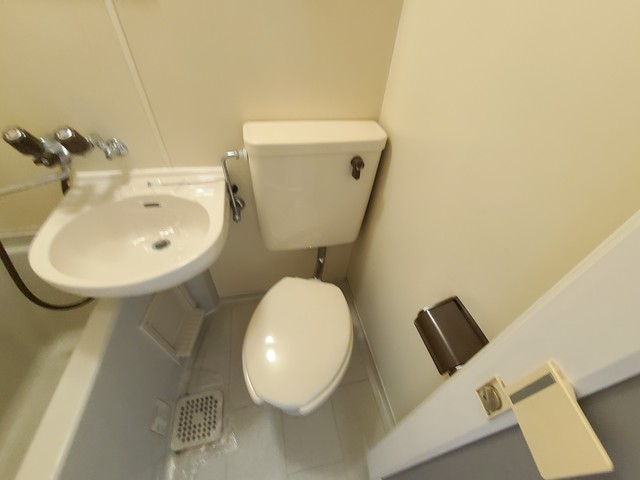 トイレ　綺麗で清潔感あるトイレです