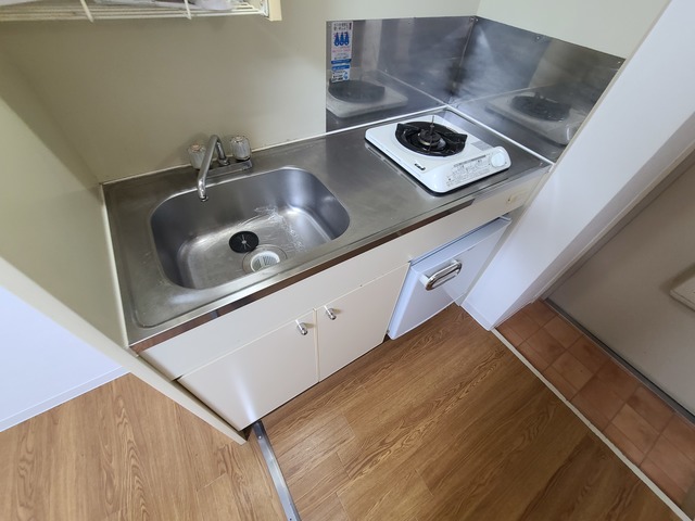 キッチン　一口コンロのキッチンです