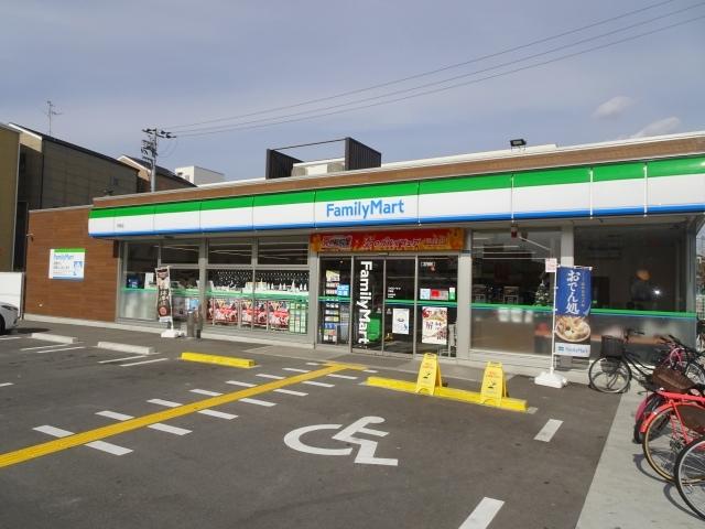 コンビニ　ファミリーマート平野店（コンビニ）まで360m