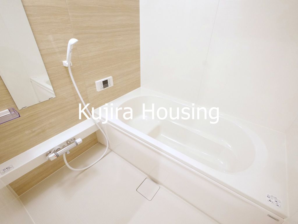 バス・シャワールーム　追い焚きや浴室乾燥機がついた機能的なお風呂★