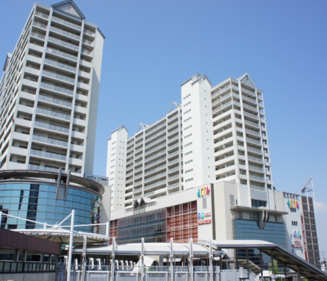 ショッピングセンター　無印良品アクタ西宮店（ショッピングセンター）まで671m