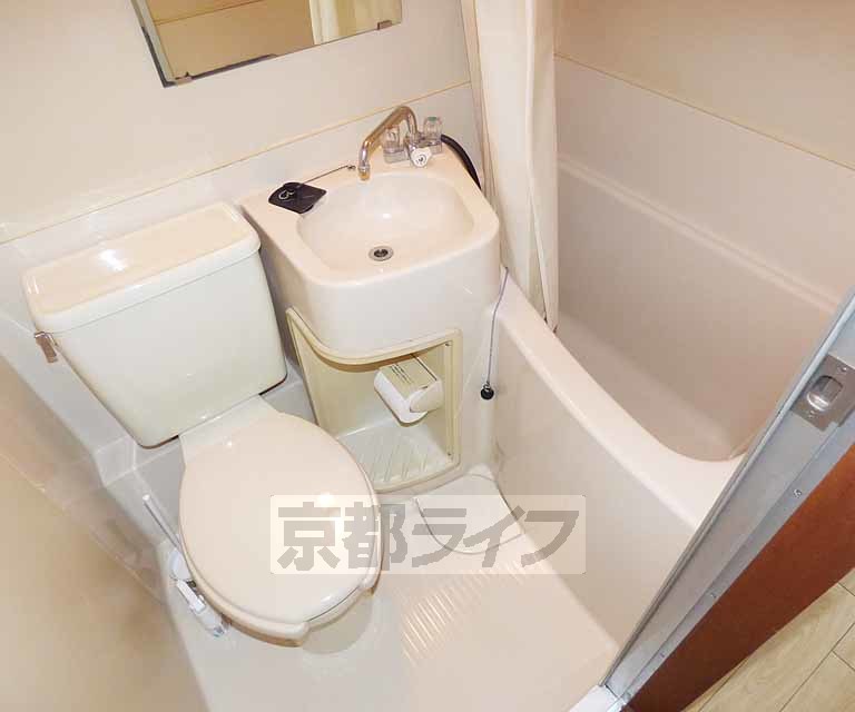 バス・シャワールーム　ユニットバスです。