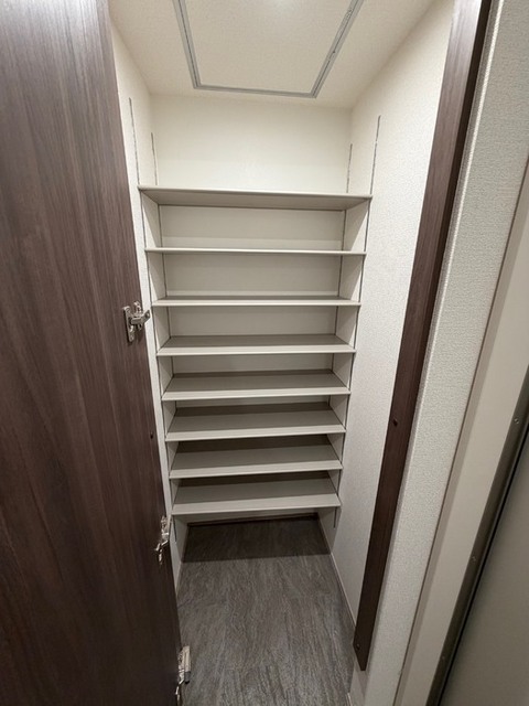 玄関　同施工会社の新築参考写真