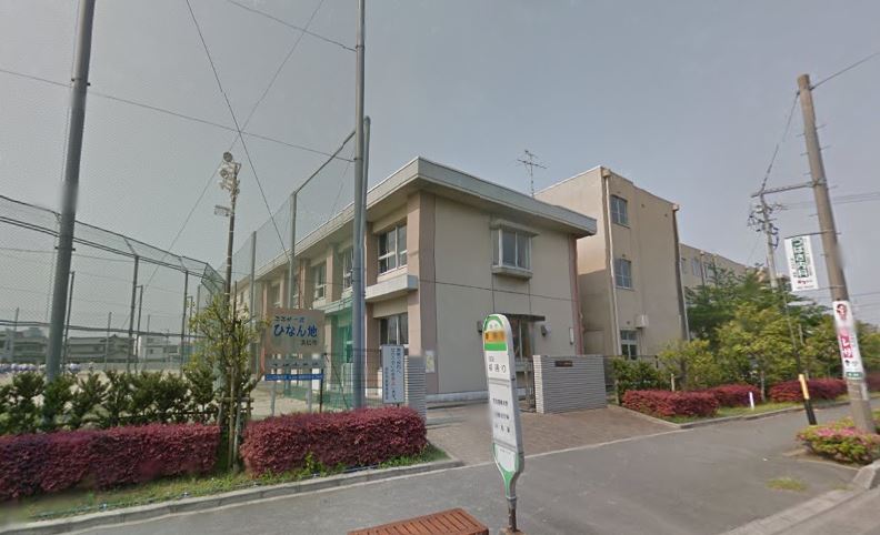 中学校　浜松市立八幡中学校（中学校）まで927m