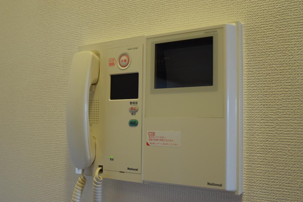 セキュリティ　カメラ付インターホン
