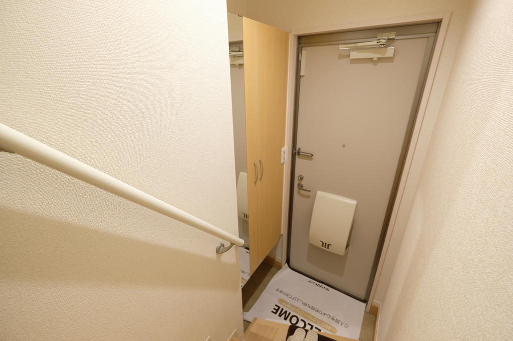 玄関　室内写真は別室です
