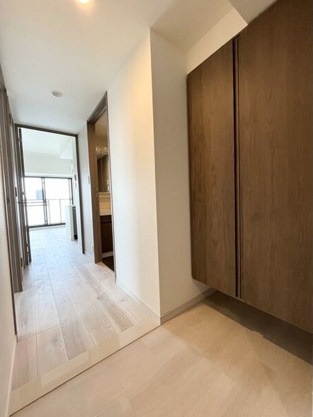 玄関　名古屋で一番初期費用の安い賃貸専門の不動産会社です(^^)