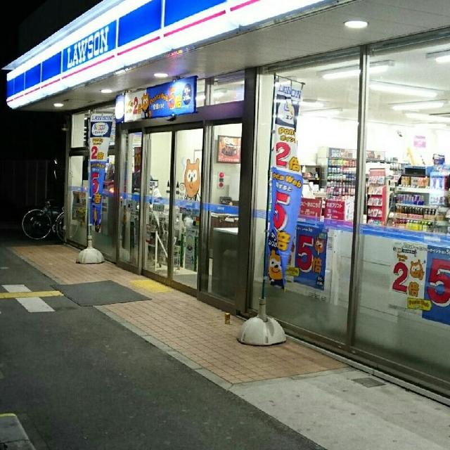 コンビニ　ローソン岡店（コンビニ）まで578m