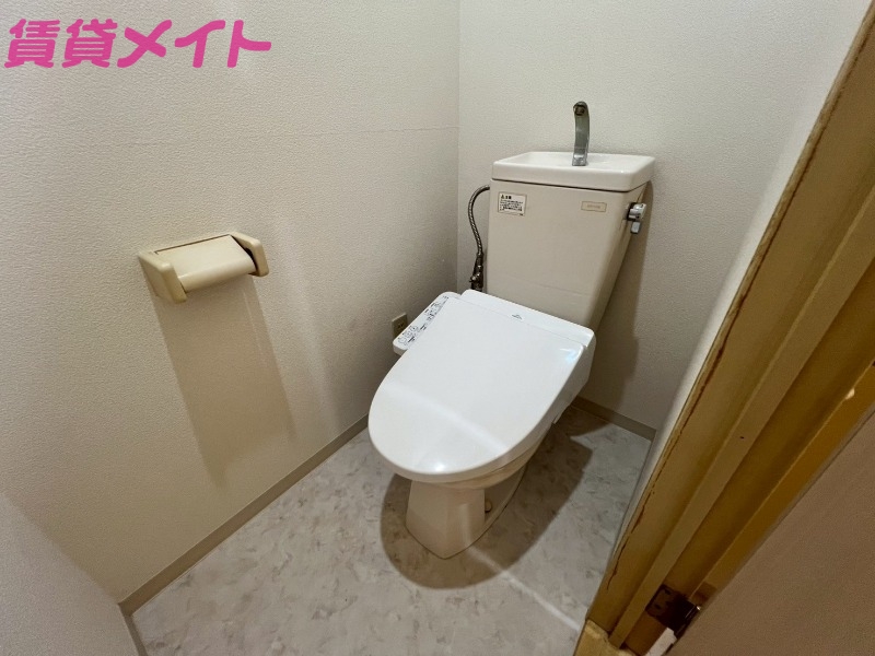 トイレ　反転タイプ参考写真