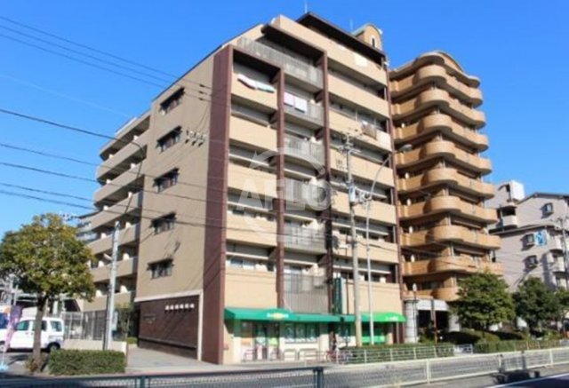 建物外観　アネックス六兵衛三番館　外観
