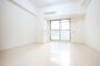 居室・リビング　ゆったりとくつろげる、落ち着きのある居室空間です
