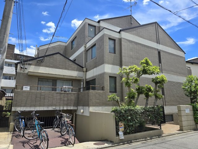 今出川アイビーハウスの外観写真