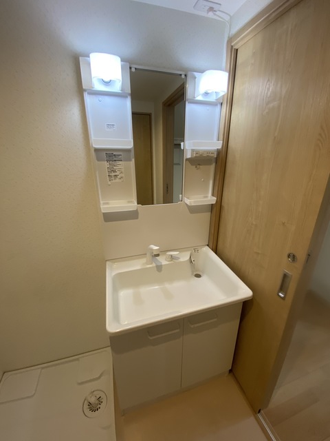洗面設備　シャンプードレッサー必須ですね