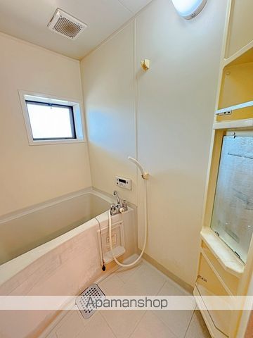 ＪＲ東海道本線 藤枝駅 徒歩17分 2階建 築26年の風呂写真