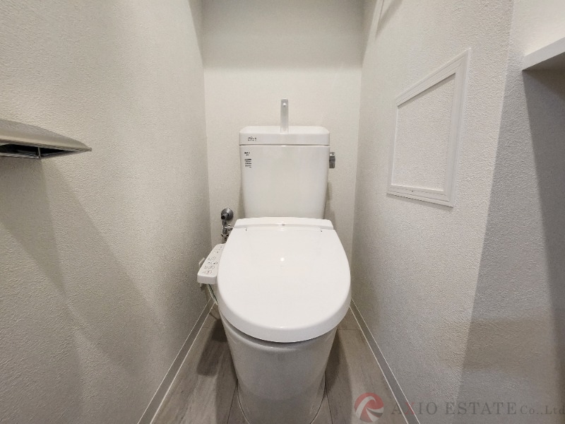 プレサンスNEO上新庄PRIMECRUISのトイレ写真