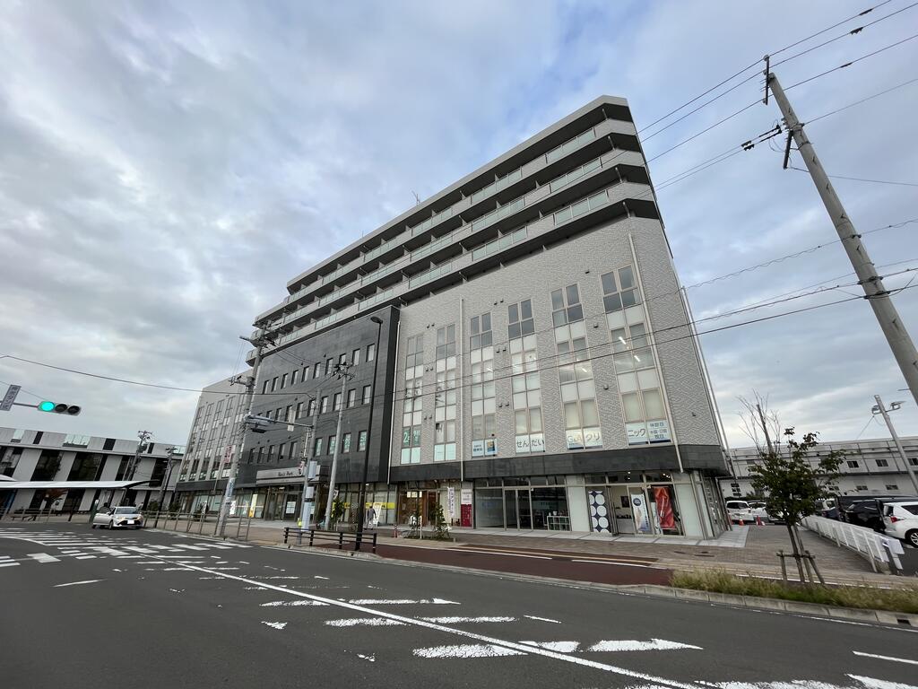 イーストフォートの外観写真