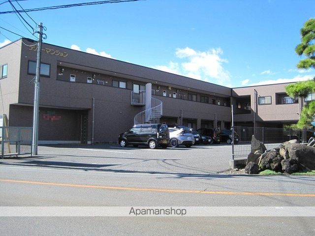 ＪＲ両毛線 前橋駅 バス乗車時間：11分 最寄りバス停で下車 徒歩1分 築20年