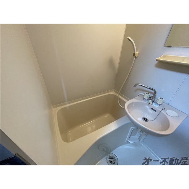 洗面設備　洗面（浴室と一緒）