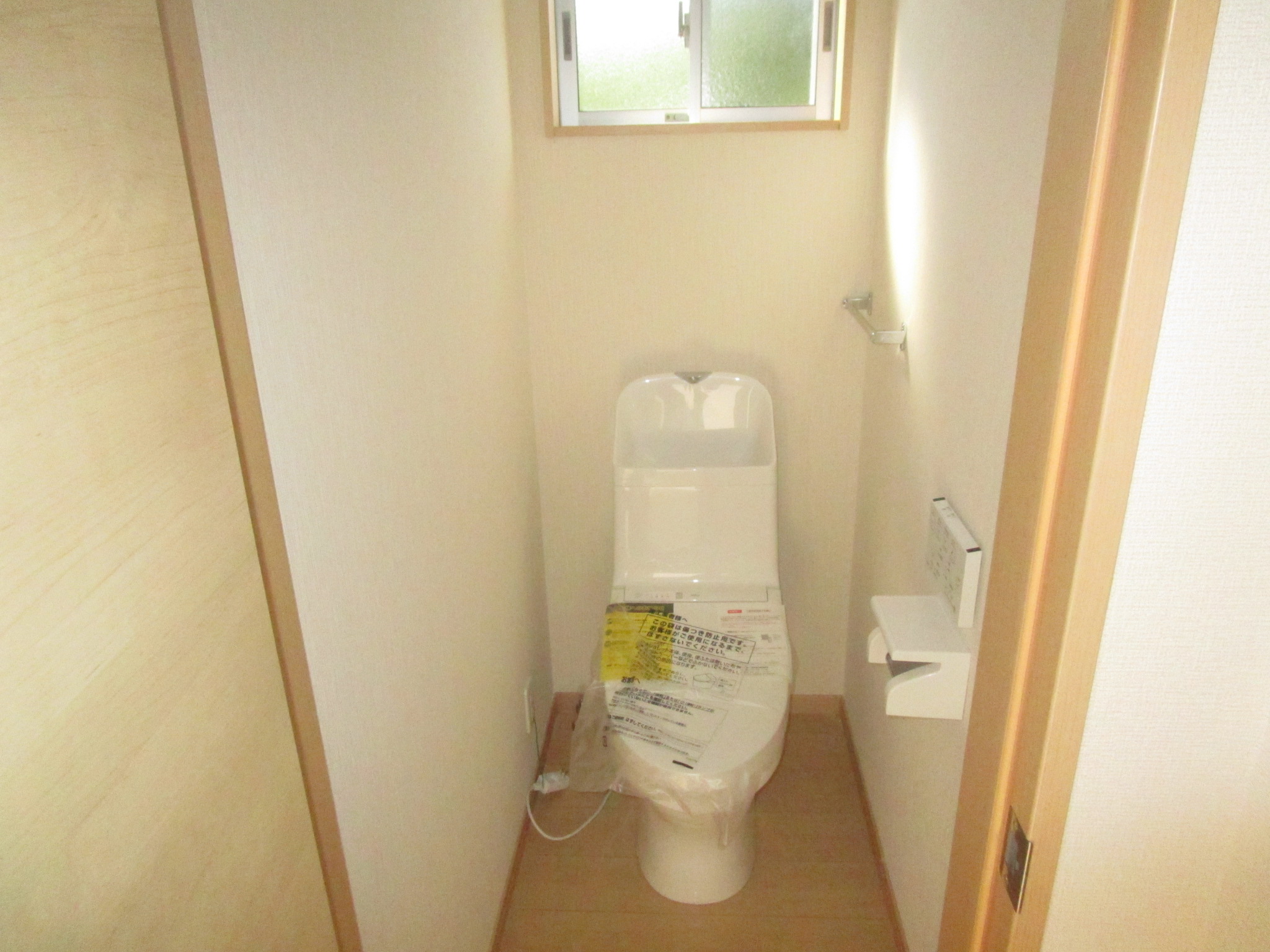 トイレ　ウォシュレット付いてます！