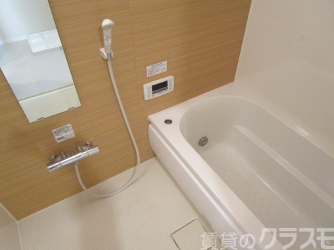 バス・シャワールーム　一日のお疲れをお取りください