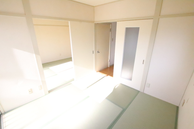 その他部屋・スペース　４．５帖の和室です♪